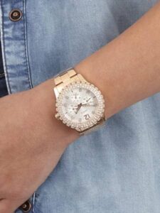 Guess watch for women W0335L3 - الصورة 5