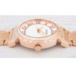Guess watch for women W0831L2 - الصورة 4