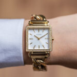 Guess Watch For Women W1030L2 - الصورة 8