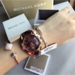 Michael Kors Watch For Women MK6270 - الصورة 5