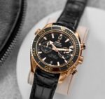 Omega (Seamaster Planet Ocean) watch for men 232.63.46.51.01.001 - الصورة 8