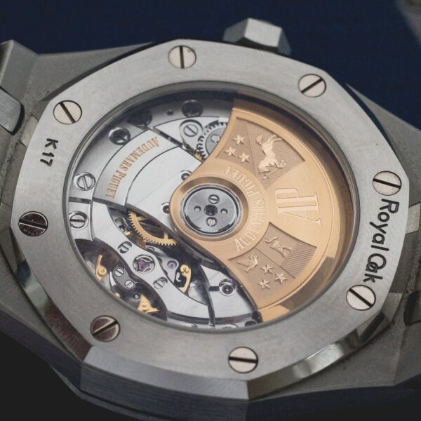⁦Audemars Piguet (Royal Oak) Watch For Men 15500ST.OO.1220ST.01⁩ - الصورة ⁦16⁩