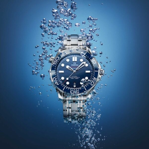⁦Omega (SEAMASTER DIVER) Watch For Men 210.30.42.20.03.001⁩ - الصورة ⁦8⁩