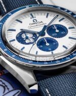 Omega (Speedmaster Silver Snoopy Award) watch for men 310.32.42.50.02.001 - الصورة 9