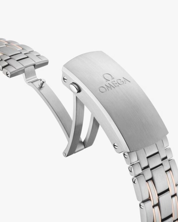 ⁦Omega (SEAMASTER DIVER) Watch For Men 210.20.42.20.03.002⁩ - الصورة ⁦5⁩