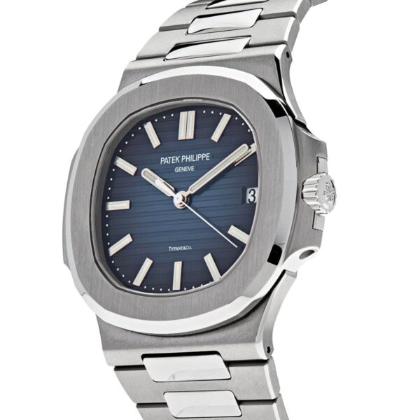 ⁦Patek Philippe Watch For Men 5711/1A-010⁩ - الصورة ⁦6⁩