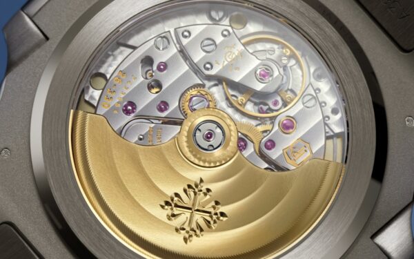 ⁦Patek Philippe Watch For Men 5711/1A-010⁩ - الصورة ⁦13⁩