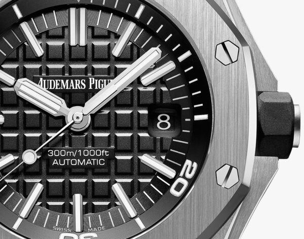 ⁦Audemars Piguet (Royal Oak Offshore) Watch For Men 15710ST.OO.A002CA.01⁩ - الصورة ⁦2⁩