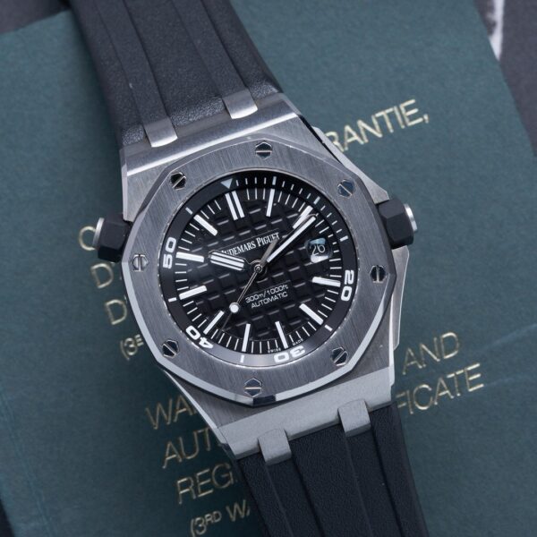 ⁦Audemars Piguet (Royal Oak Offshore) Watch For Men 15710ST.OO.A002CA.01⁩ - الصورة ⁦4⁩