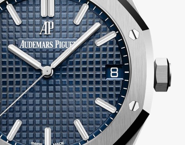 ⁦Audemars Piguet (Royal Oak) Watch For Men 15500ST.OO.1220ST.01⁩ - الصورة ⁦2⁩