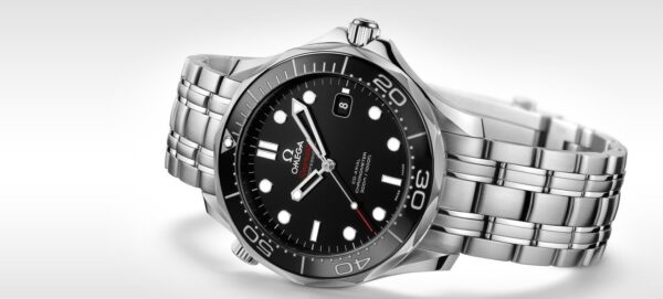 ⁦Omega (SEAMASTER DIVER) watch for men 212.30.41.20.01.003⁩ - الصورة ⁦4⁩