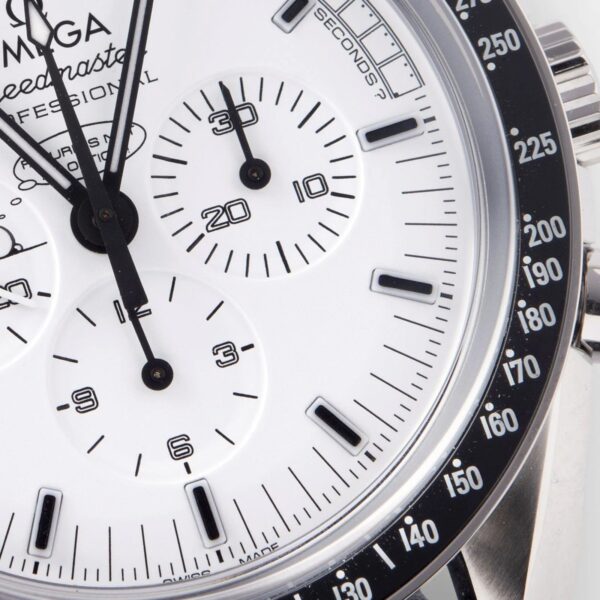 ⁦Omega (Speedmaster) Watch For Men 311.32.42.30.04.003⁩ - الصورة ⁦2⁩