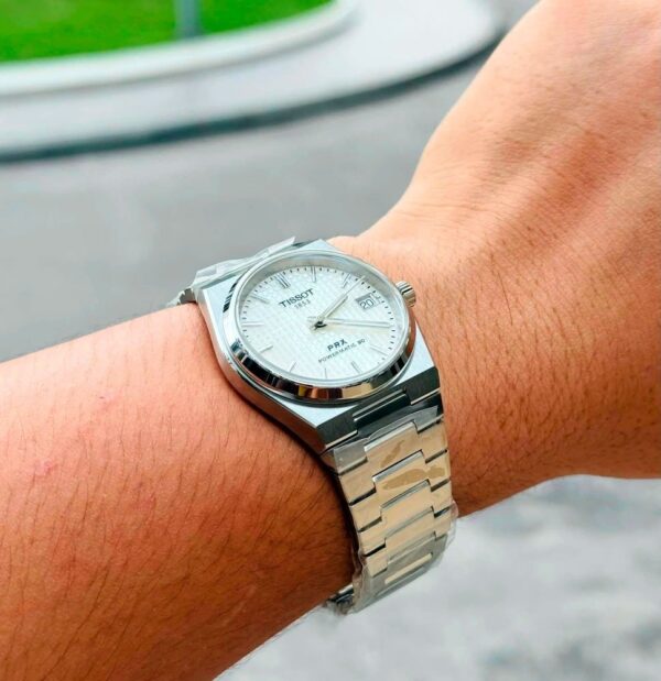 ⁦Tissot T-Classic (PRX Powermatic 80) Watch For Men and Women T137.207.11.111.00⁩ - الصورة ⁦18⁩