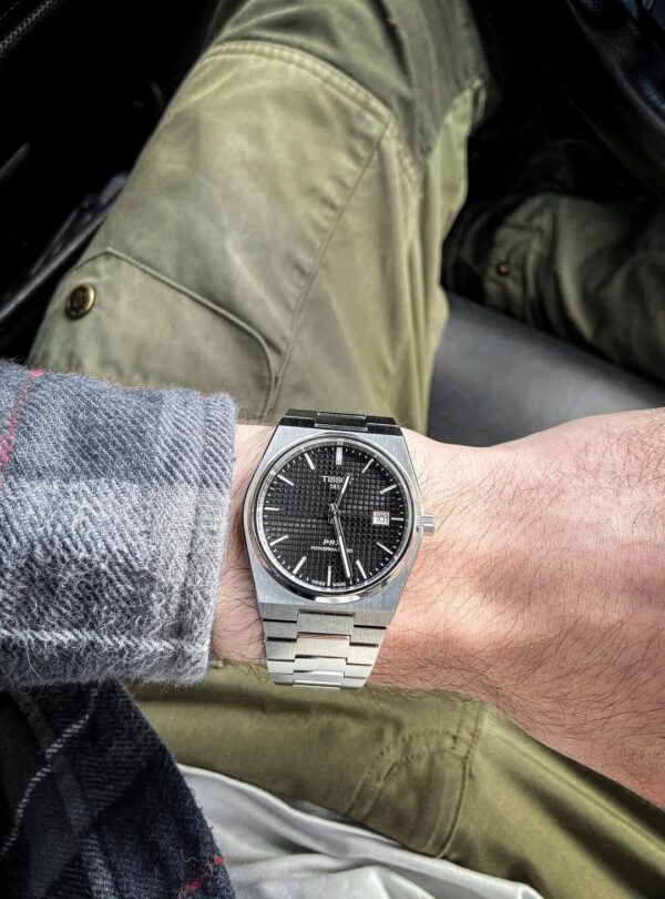 ⁦Tissot T-Classic (PRX Powermatic 80) Watch For Men and Women T137.207.11.051.00⁩ - الصورة ⁦16⁩