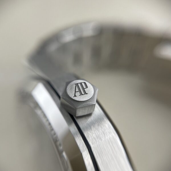 ⁦Audemars Piguet (Royal Oak) Watch For Women 15451ST.ZZ.1256ST.01⁩ - الصورة ⁦8⁩