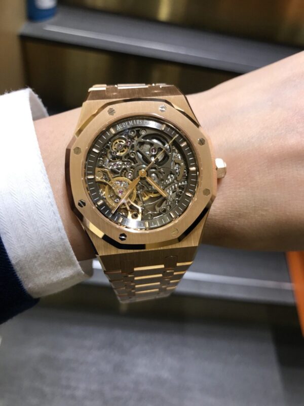 ⁦Audemars Piguet (Royal Oak) Watch For Men 15407OR.OO.1220OR.01⁩ - الصورة ⁦17⁩