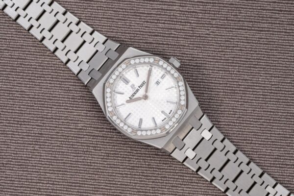 ⁦Audemars Piguet (Royal Oak) Watch For Women 67651ST.ZZ.1261ST.01⁩ - الصورة ⁦7⁩