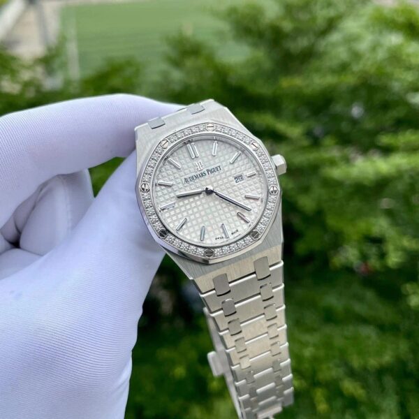 ⁦Audemars Piguet (Royal Oak) Watch For Women 67651ST.ZZ.1261ST.01⁩ - الصورة ⁦11⁩