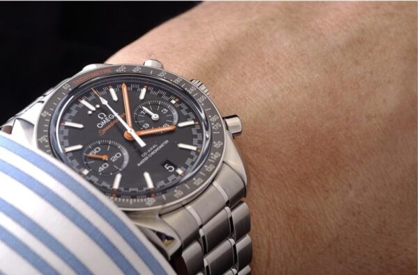 ⁦OMEGA (SPEEDMASTER) Watch For Men 329.30.44.51.01.002⁩ - الصورة ⁦8⁩