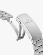 Omega (Seamaster Planet Ocean) Watch For Men 215.30.46.51.01.001 - الصورة 7