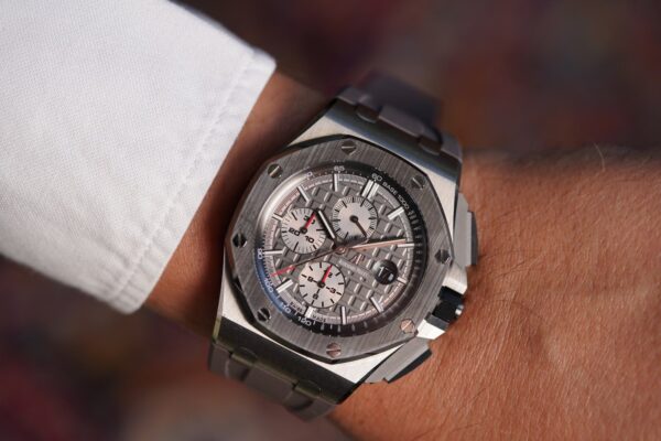 ⁦Audemars Piguet (Royal Oak Offshore) Watch For Men 26400IO.OO.A004CA.01⁩ - الصورة ⁦14⁩