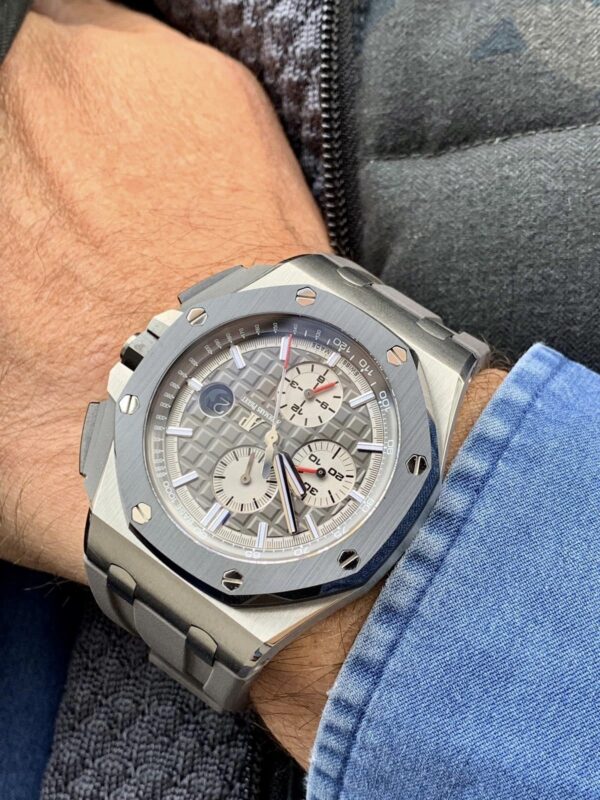 ⁦Audemars Piguet (Royal Oak Offshore) Watch For Men 26400IO.OO.A004CA.01⁩ - الصورة ⁦12⁩