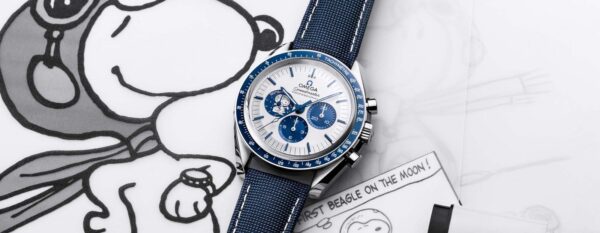 ⁦Omega (Speedmaster Silver Snoopy Award) watch for men 310.32.42.50.02.001⁩ - الصورة ⁦15⁩
