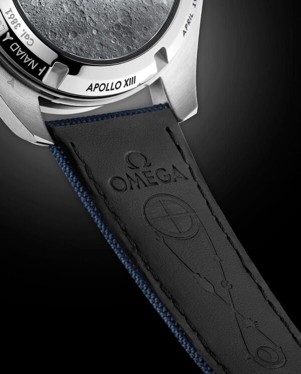 ⁦Omega (Speedmaster Silver Snoopy Award) watch for men 310.32.42.50.02.001⁩ - الصورة ⁦23⁩