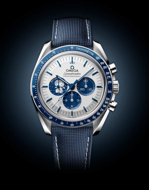 ⁦Omega (Speedmaster Silver Snoopy Award) watch for men 310.32.42.50.02.001⁩ - الصورة ⁦18⁩
